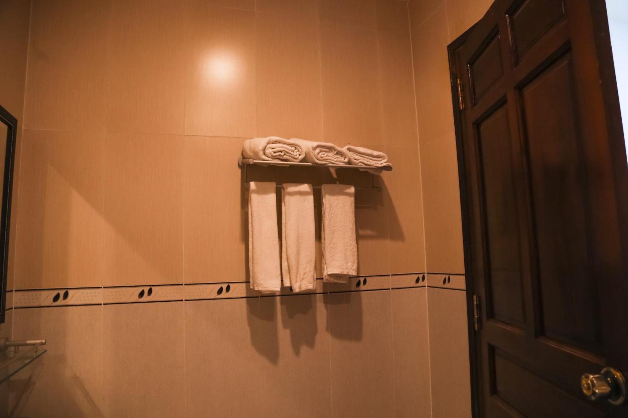 Minh Kieu 2 Hotel Mỹ Tho Ngoại thất bức ảnh